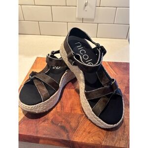NWOT Nicole Camo Calf Hair Platform Espadrille Sandals Womens 6.5M Camo Flatform